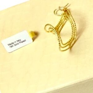 🆕 NWT 18K gold plated STATEMENT EARRINGS triple hanging earrings